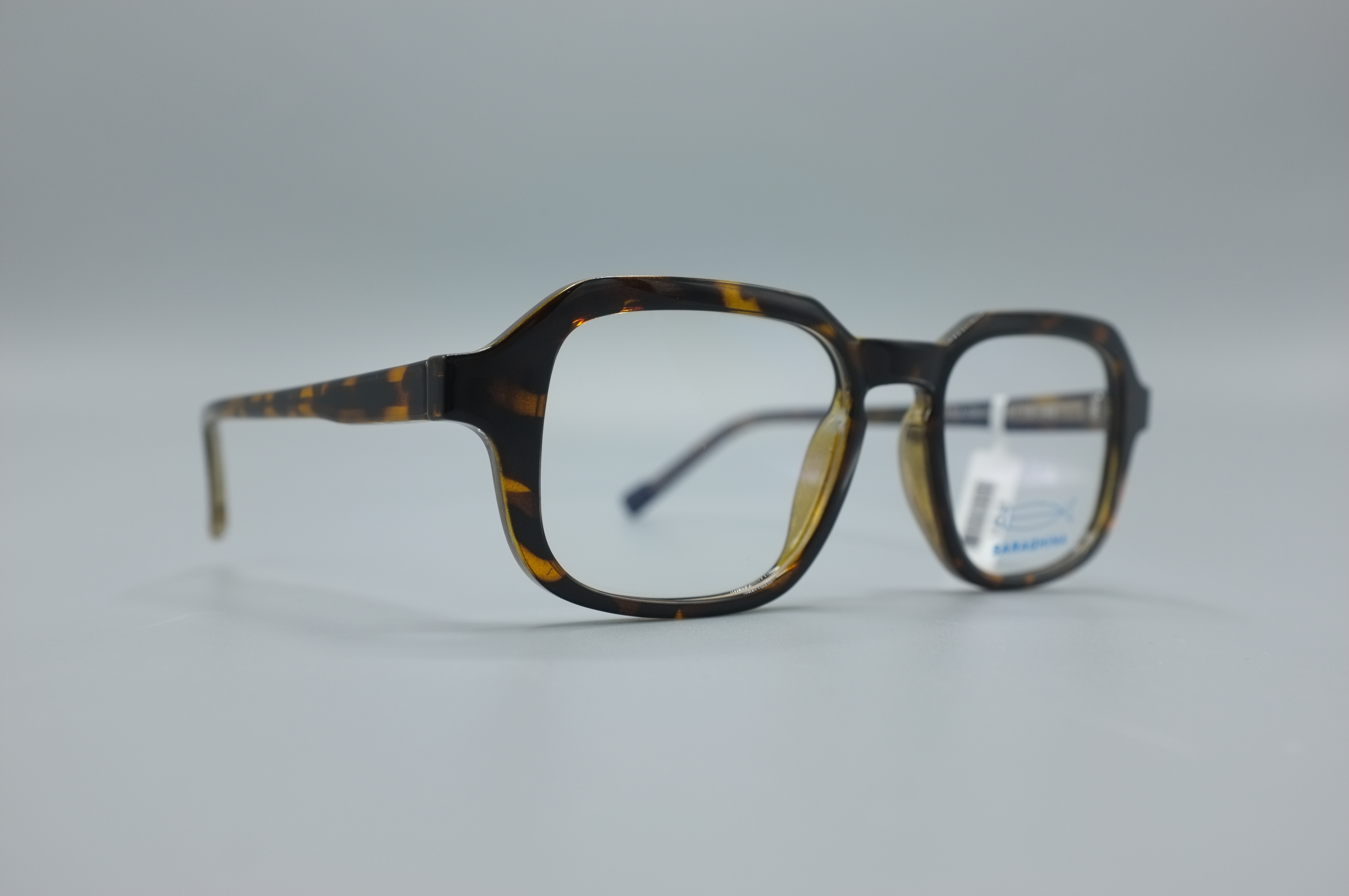 Saraghina LARA-26LC (M319)