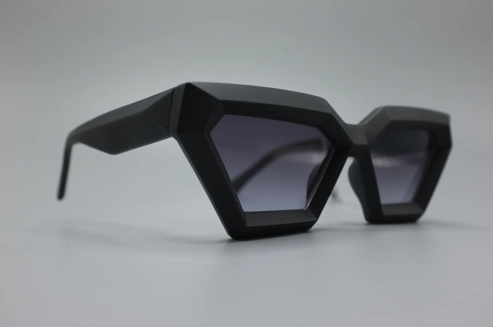 Saraghina ZEUS-115SLA (M350)