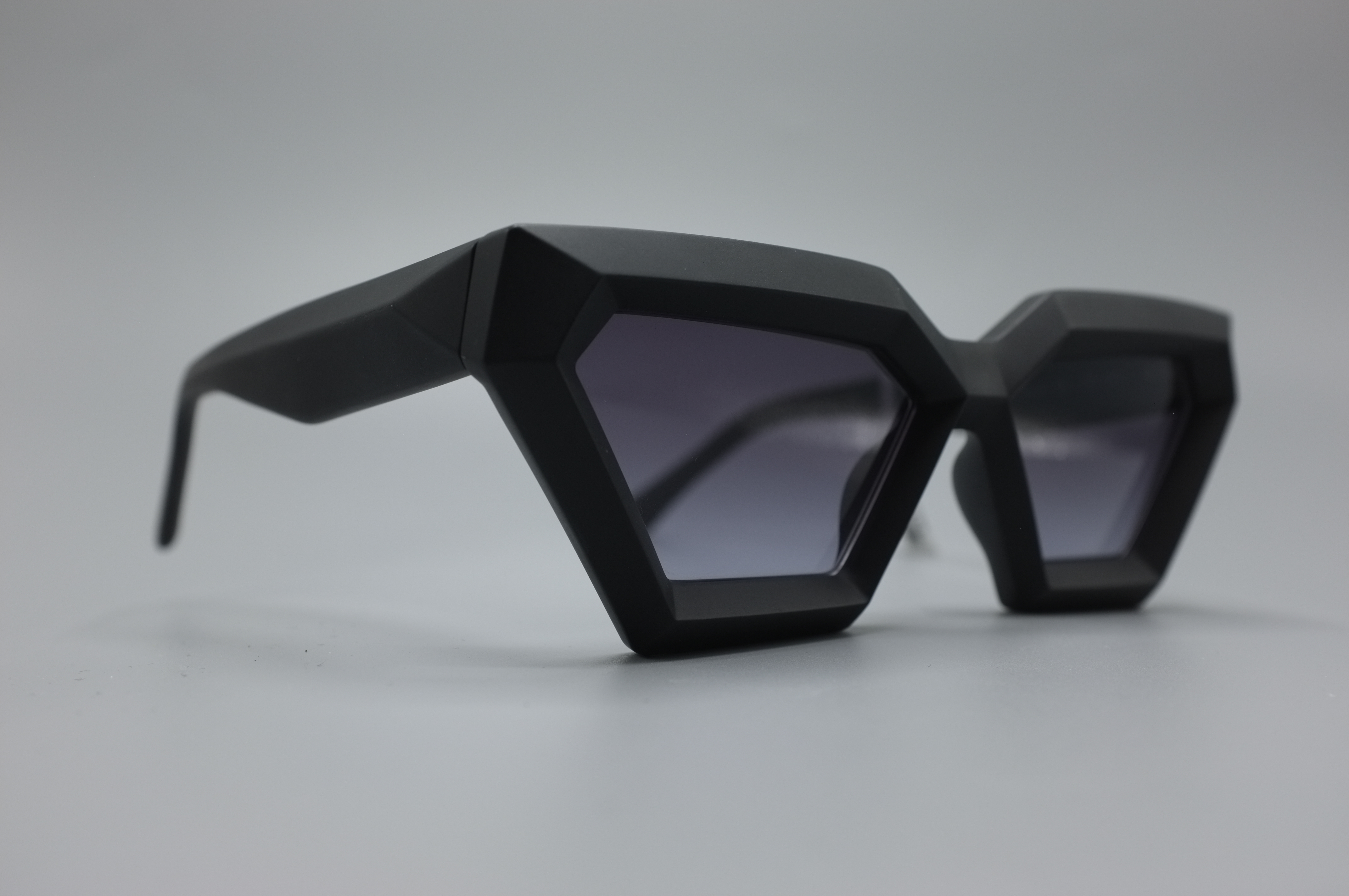 Saraghina ZEUS-115SLA (M350)